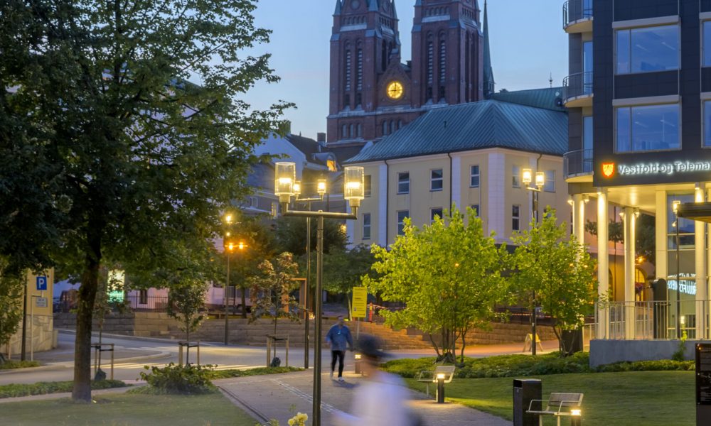 ZENISK-lighting-belysning-Landmannstorget Skien-Urban and landscape- infrastructure-001